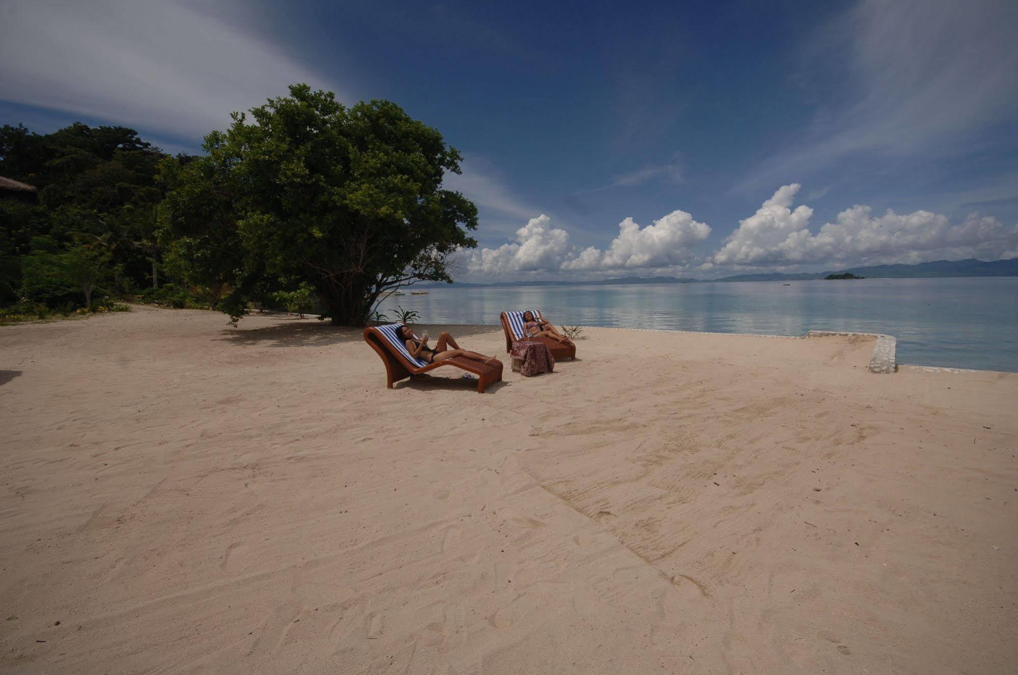 Noanoa Island (Adults Only) Hotel Taytay  Bagian luar foto