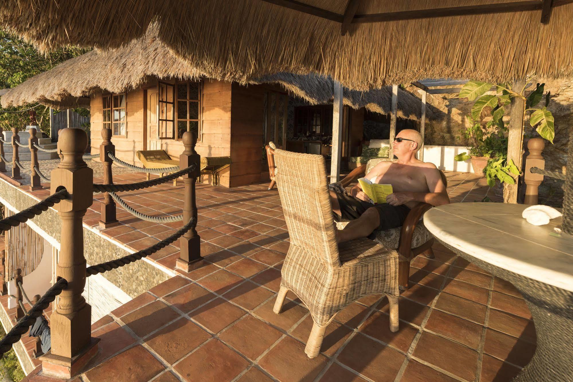 Noanoa Island (Adults Only) Hotel Taytay  Bagian luar foto